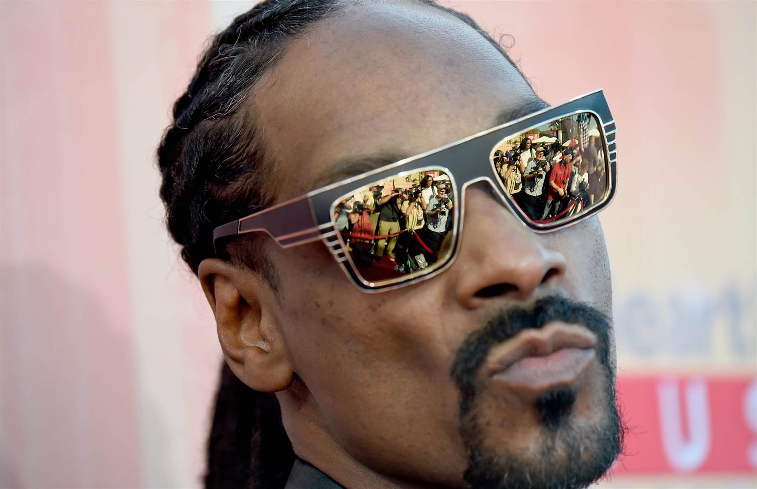 Snoop Dogg Says He Don't Have A Will Either, He Don't Give A F%$K When He's Dead