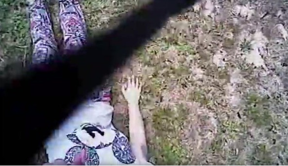 Florida Deputy Risks Life To Save Mother & 3 Kids After Fater Opens Fire On Them [ Video]
