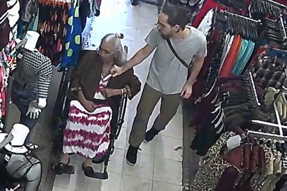 Man Sticks His Hands Down Elderly Lady's Shirt & Steals Her Rent Money Out Of Her Bra 