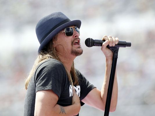 During A Live Concert, Kid Rock Say "F*ck Kaepernick" All While Singing "I Was Born Free" Unfortunatley Kaeperninks Ancestors On His Father's Side Wasn't Born Free