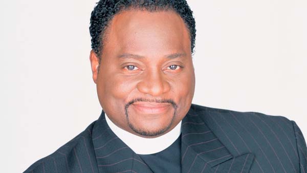 Bishop Eddie Long Pastor Of The New Birth Missionary Baptist Church Dead At 63 From Cancer