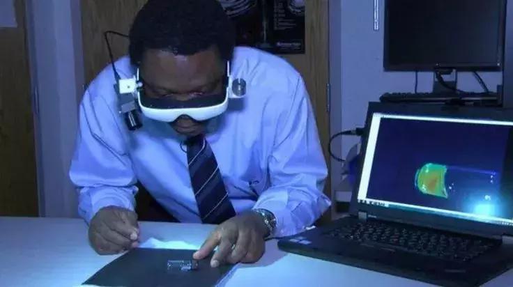 Nigerian Man Wins US Award For Inventing Goggles That Can See Cancerous Cells