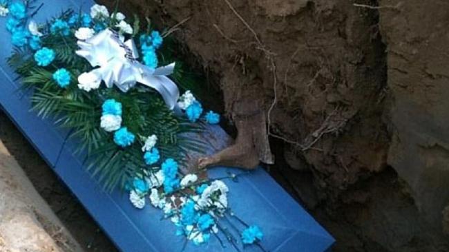 Family Disgusted During Funeral When A  Dead Persons Foot Emerged In Their Grandfather's Grave