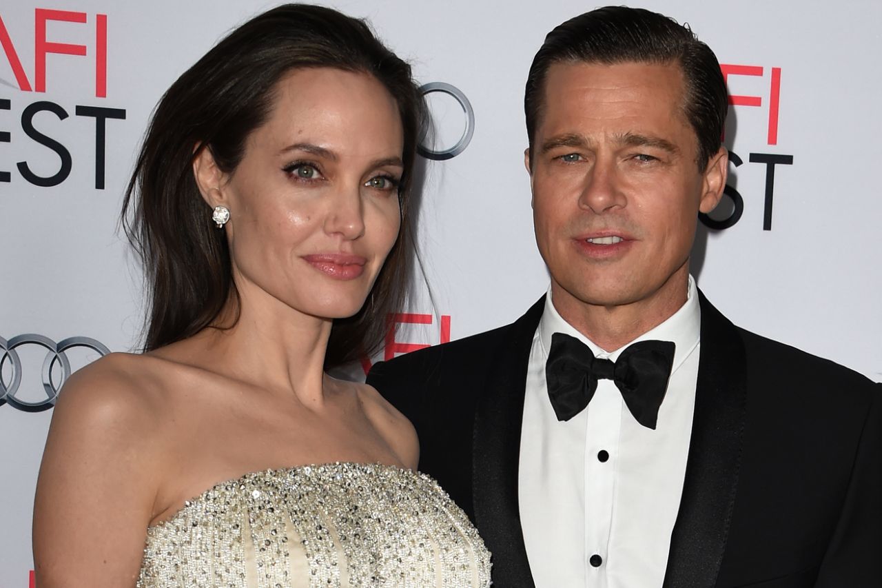 Love Is In The Air, Brad Pitt & Angelina Jolie Are Officially Back Together