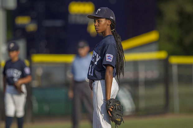 mone davis