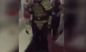 China: Man Attacks Train Passenger With Hammer For Spitting Seeds On The Train & Refusing To Pick Them Up