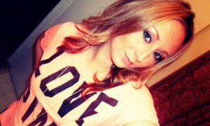 White Woman Tells Black Men Get Their Sh!t Together, Stop Disrepecting Strong Black Women & Stay The Hell Out Her DM